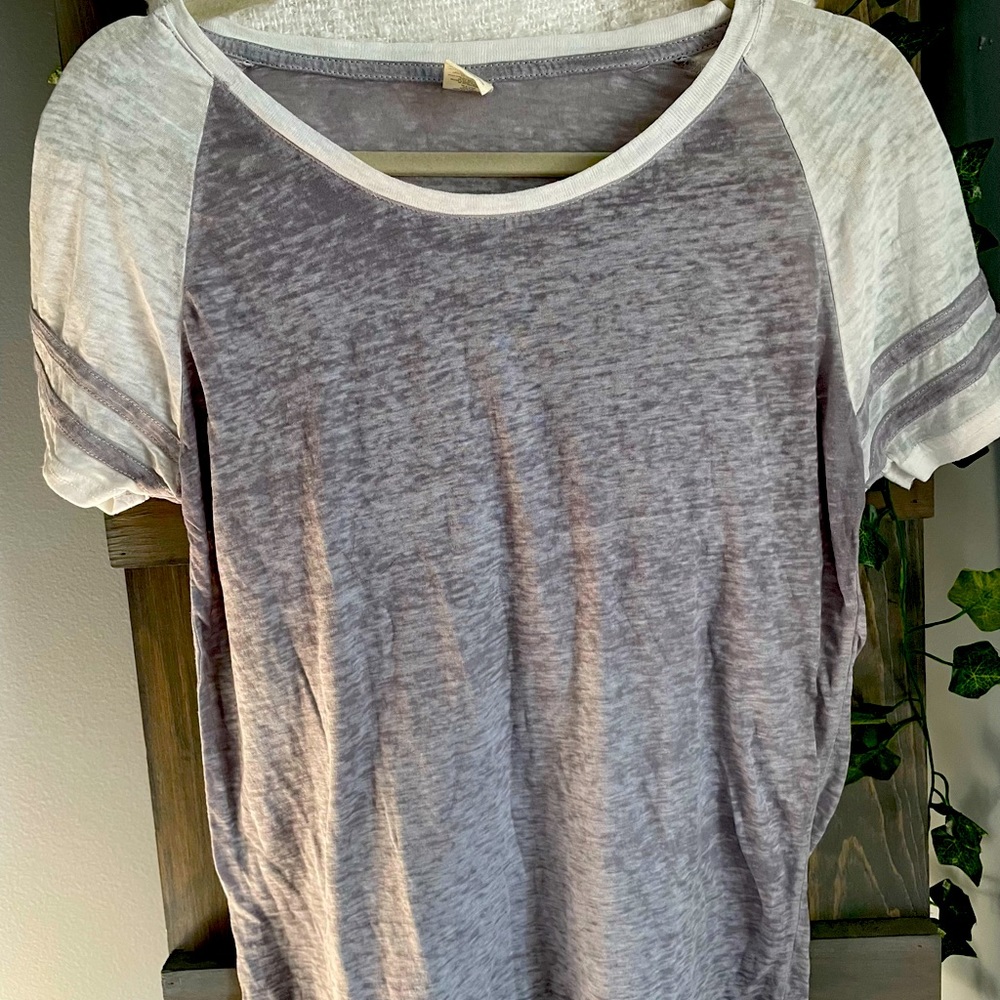 Exist Women’s S/S t-shirt- M